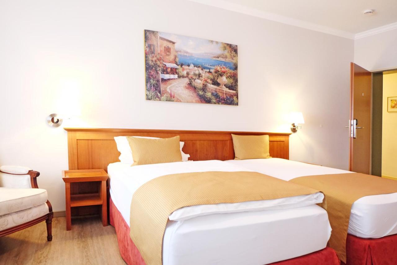 Hotel Mennicken Würselen Buitenkant foto