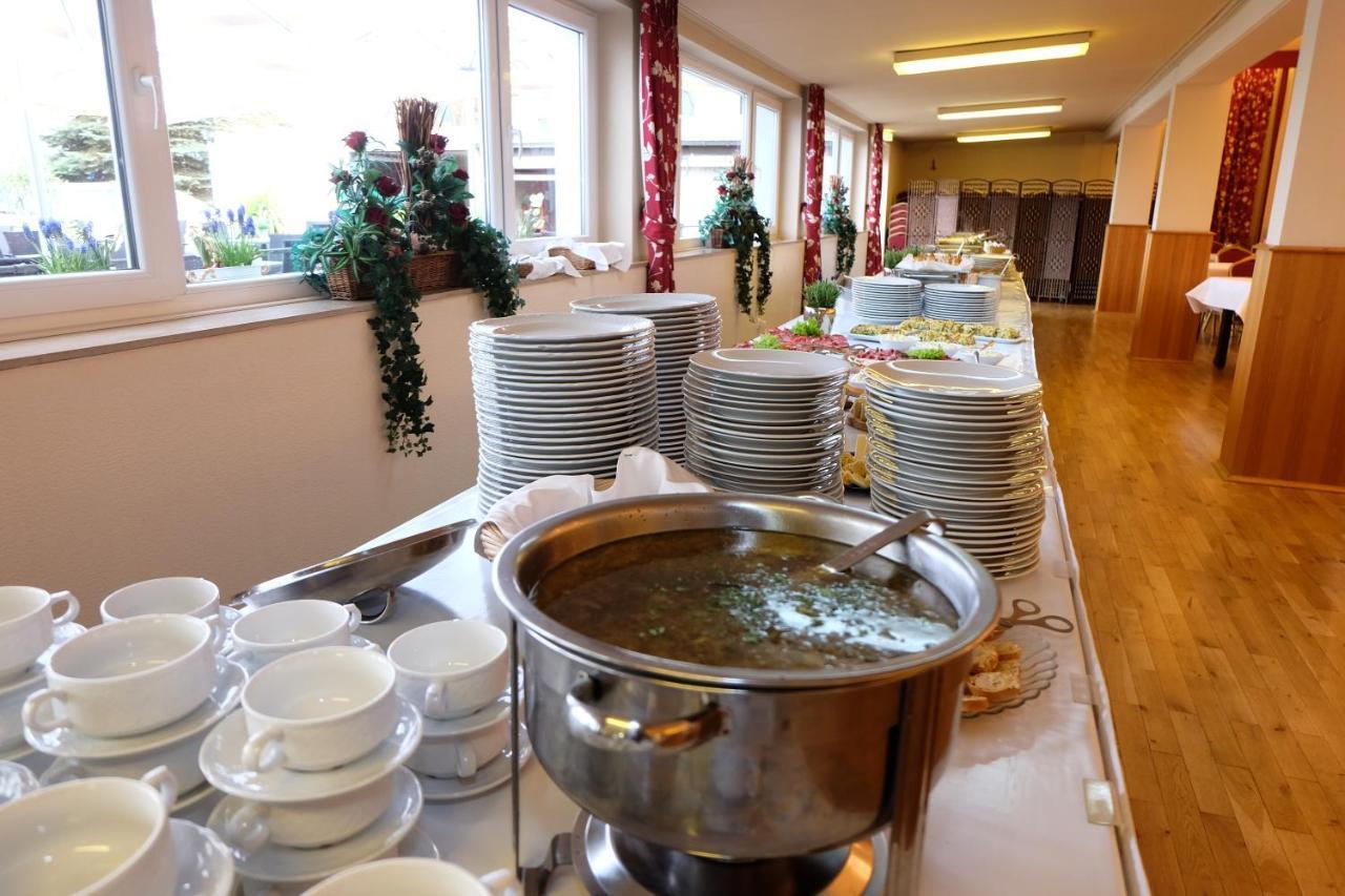 Hotel Mennicken Würselen Buitenkant foto